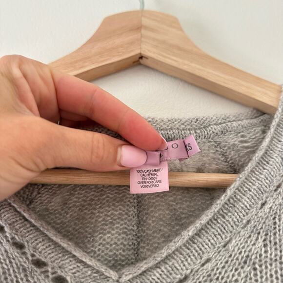 Calypso St. Barth Cashmere V-Neck Asymmetric Hem Poncho Sweater XS - Picture 3 of 7